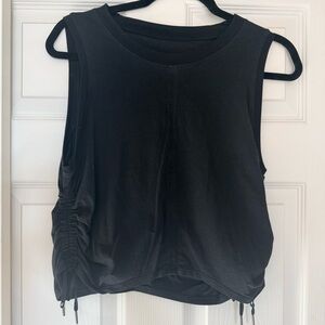 Lululemon cropped scrunch side tank top